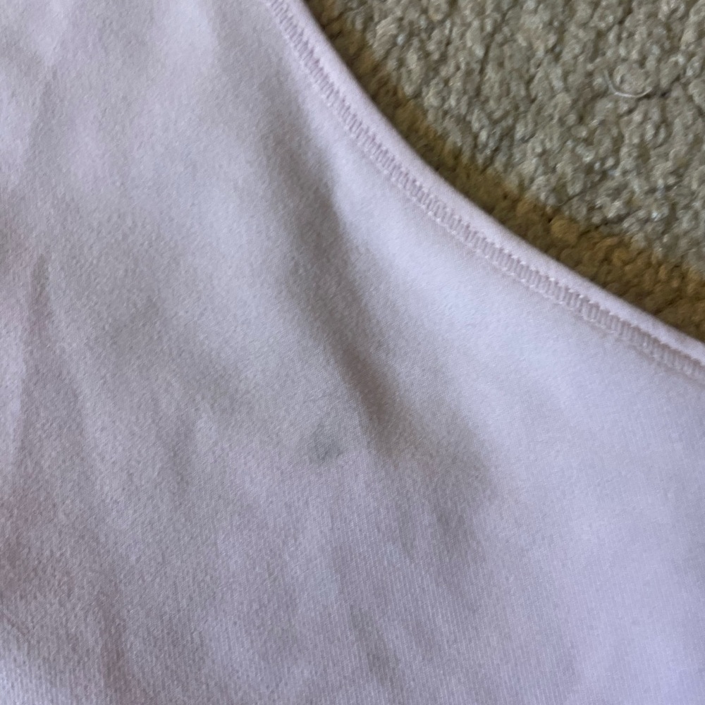 Workout top - Picture 3 of 3